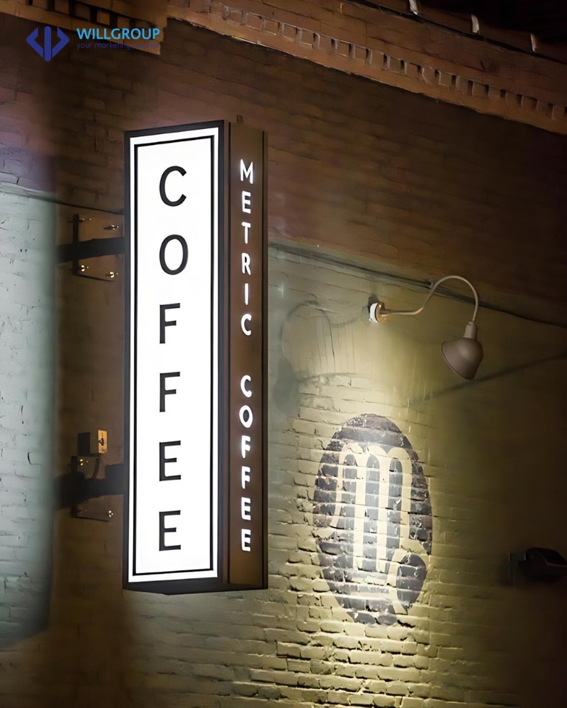 Bảng hiệu hộp đèn của Metric coffee