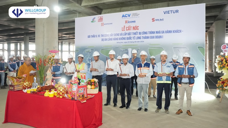 lễ cất nóc công trình nhà ga hàng khách