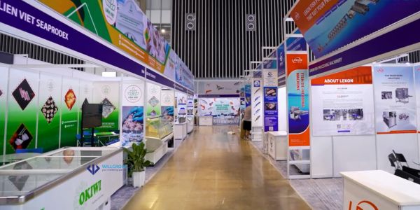 Gian hàng hội chợ (booth) tiêu chuẩn 5