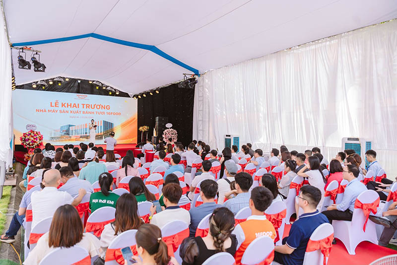 Tổ chức lễ khai trương công ty sản xuất bánh tươi 16 Food